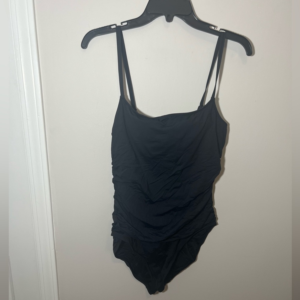 La Blanca Island Goddess One-Piece Swimsuit - Picture 3 of 8